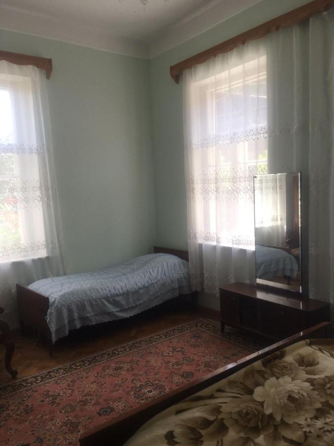 Guest House Kumayri Gjoemri Buitenkant foto
